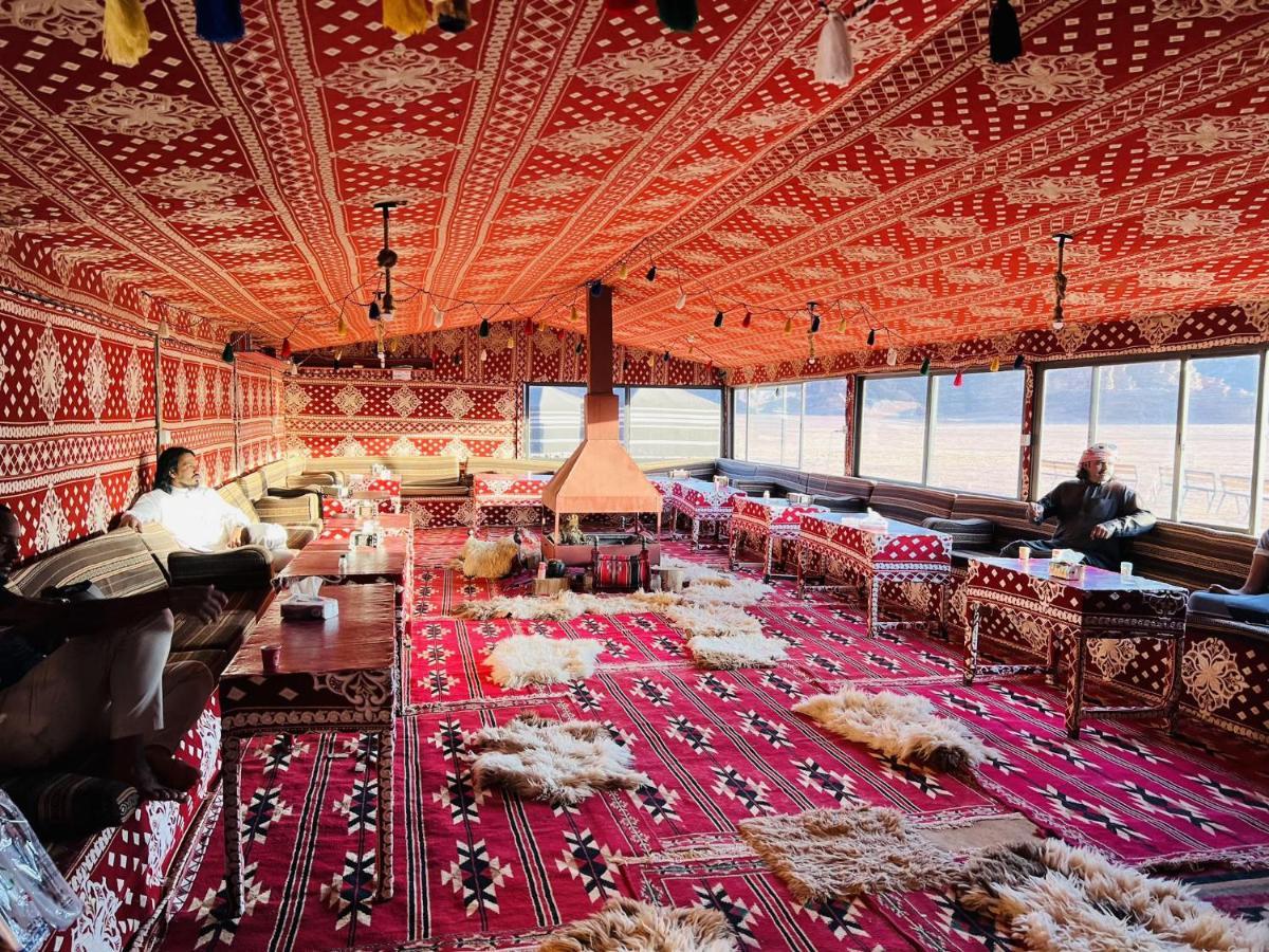 瓦迪拉姆 Bedouin Friend Camp酒店 外观 照片